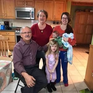 Meet your Posher, Casey